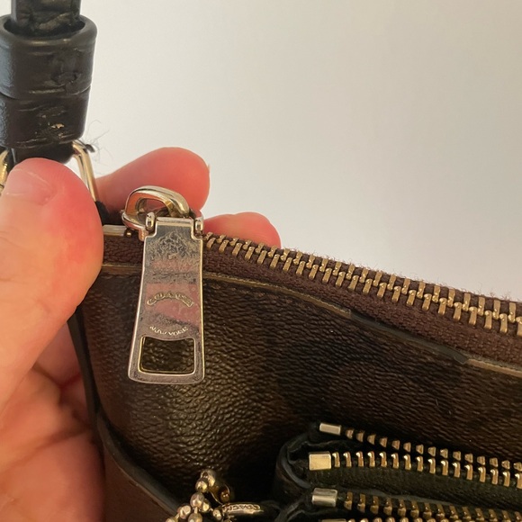 Coach Brown Signature Crossbody Bag and Wallet BUNDLE!!! - Picture 2 of 9